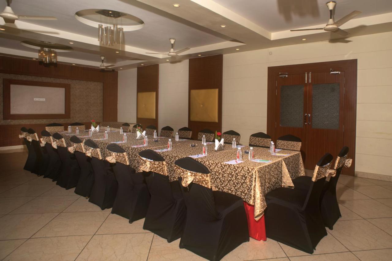Regency 3*